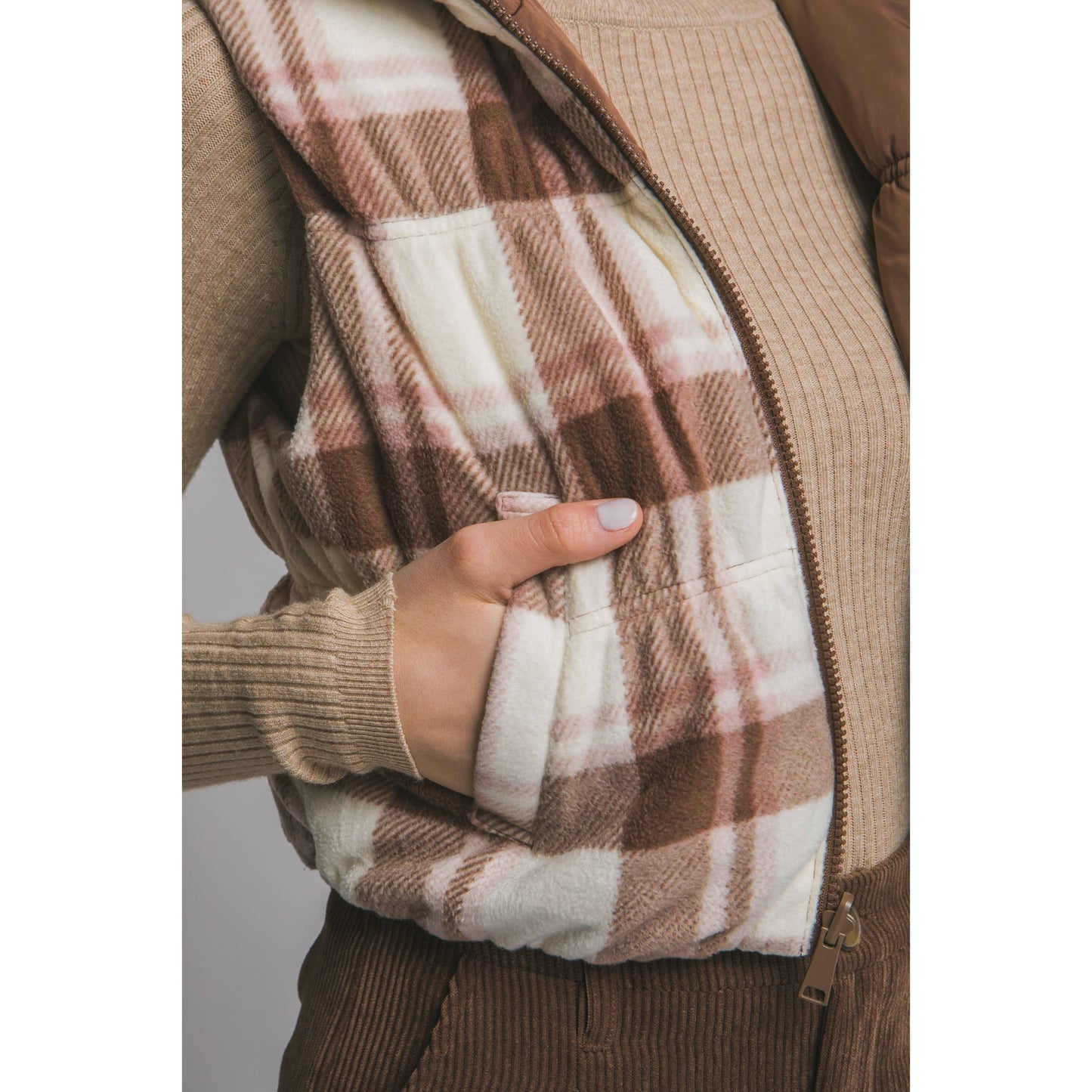 Reversible Plaid Solid Vest - Mocha