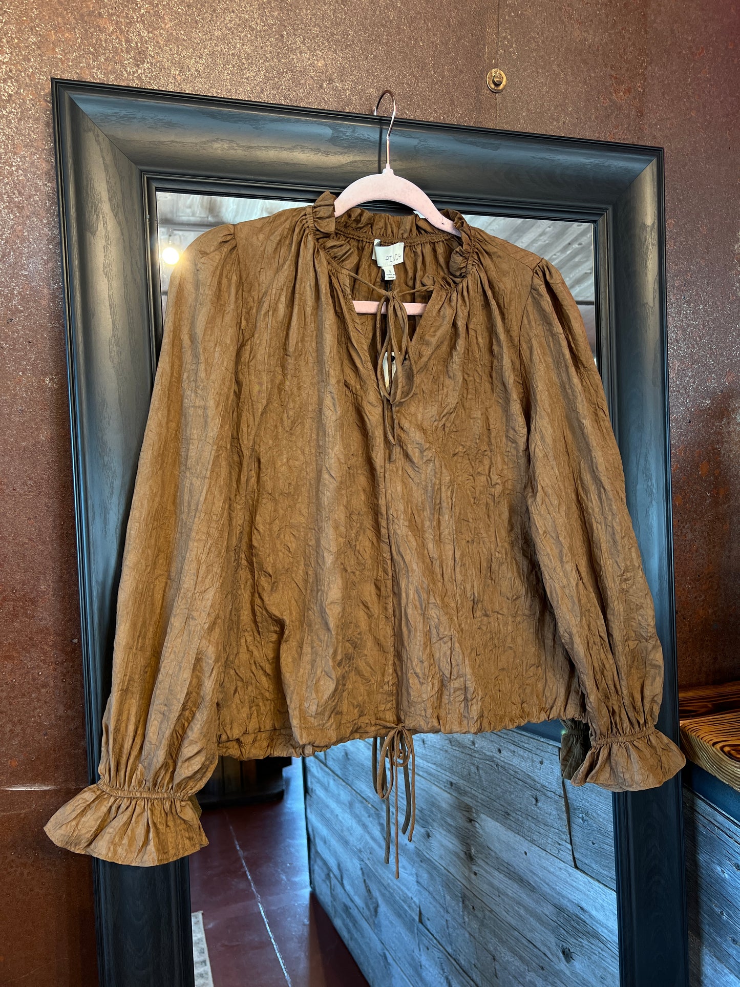 Crinkled Ruffle Woven Toffee Top