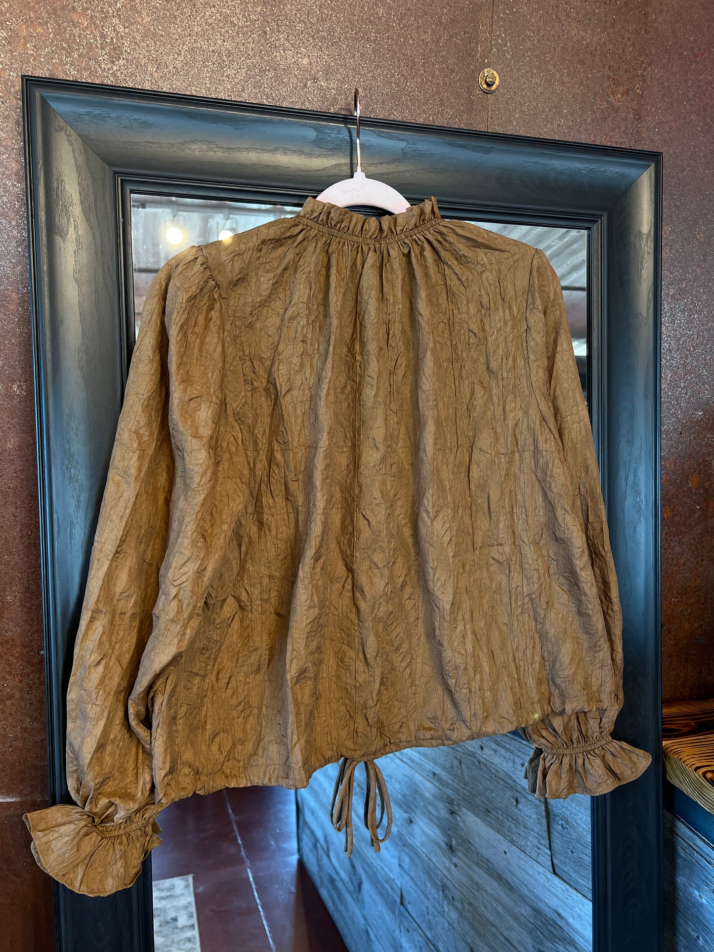 Crinkled Ruffle Woven Toffee Top