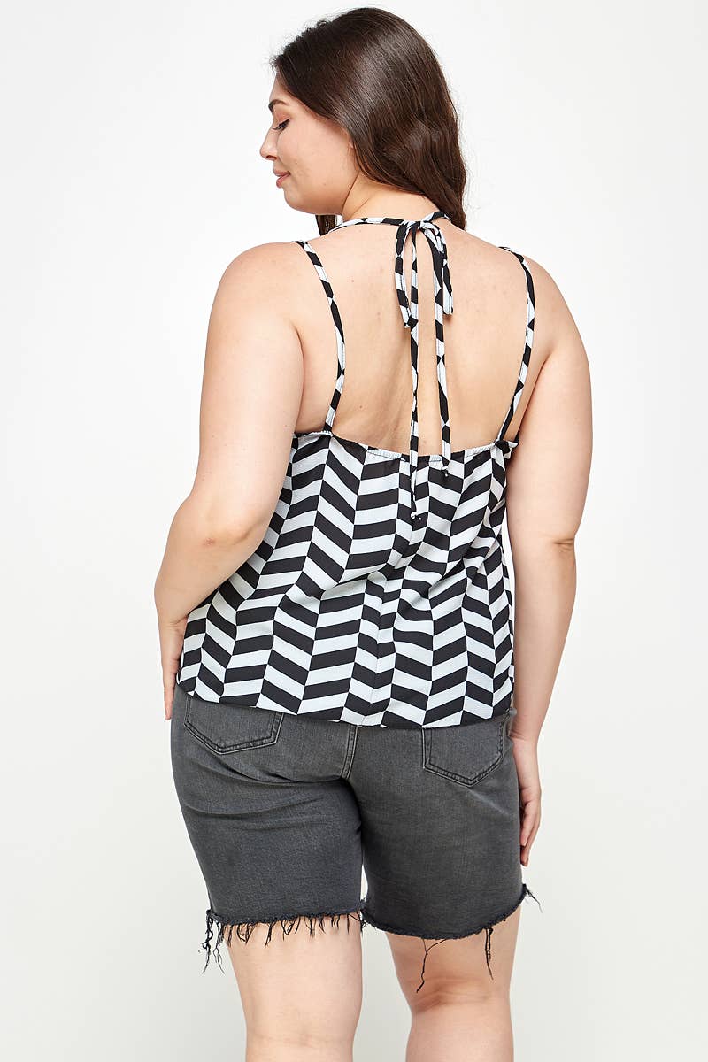 Plus Geometric Tank