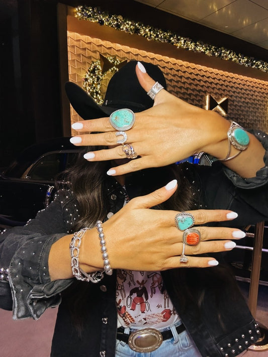 Cowgirl Luxe Baguette Horseshoe Ring