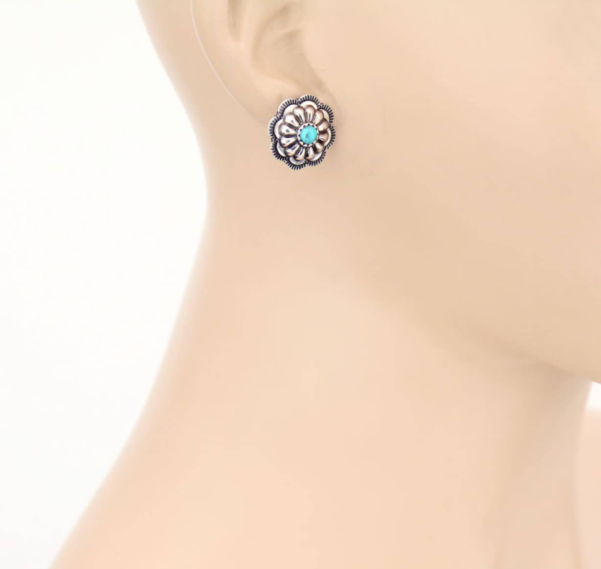 Boho Ranch Shop - Western Conch Concho Stud Earrings: TURQUOISE