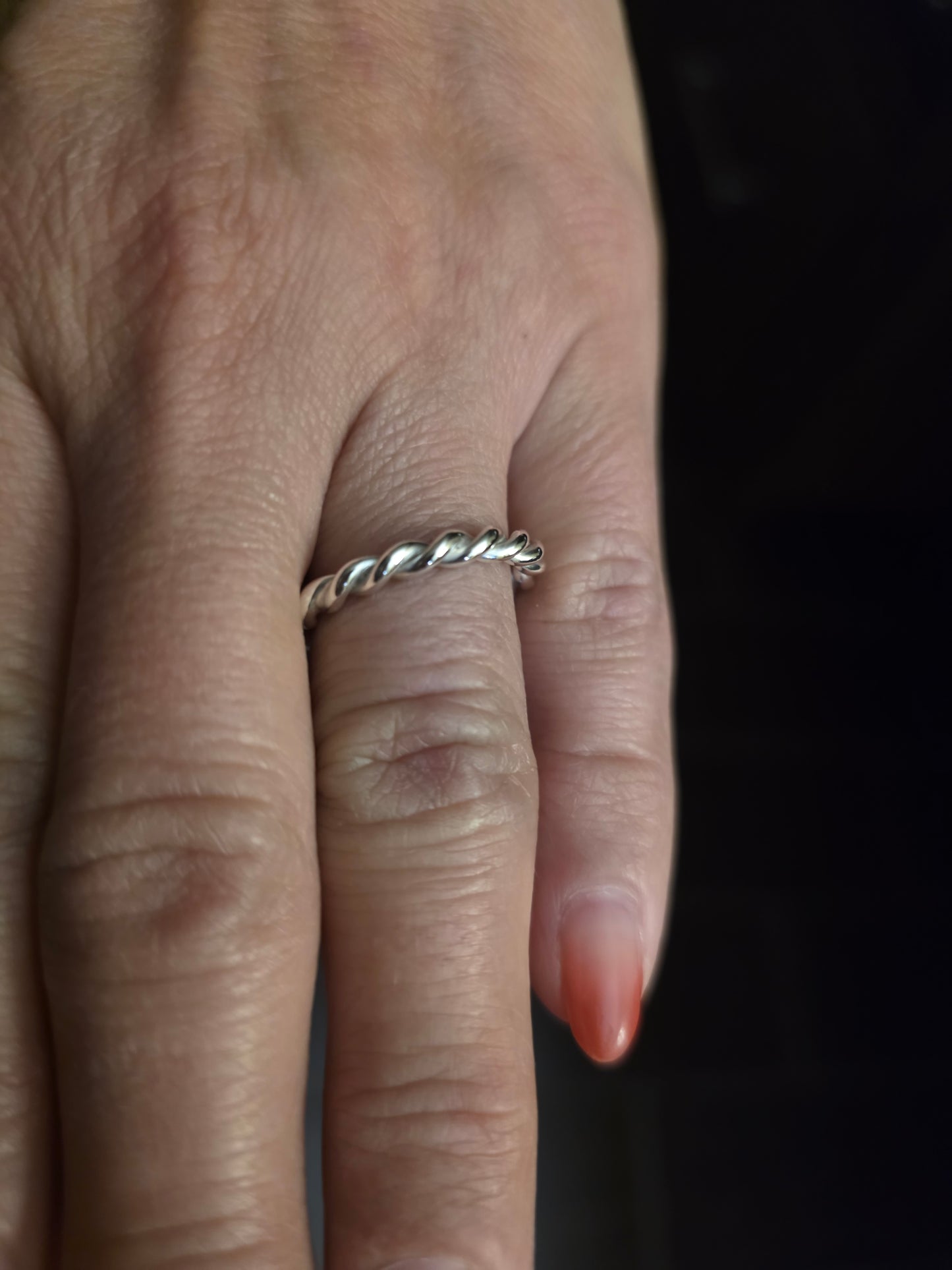SS Twist Ring - T525