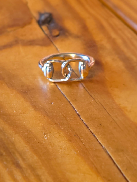 Snafflebit Ring - T5290