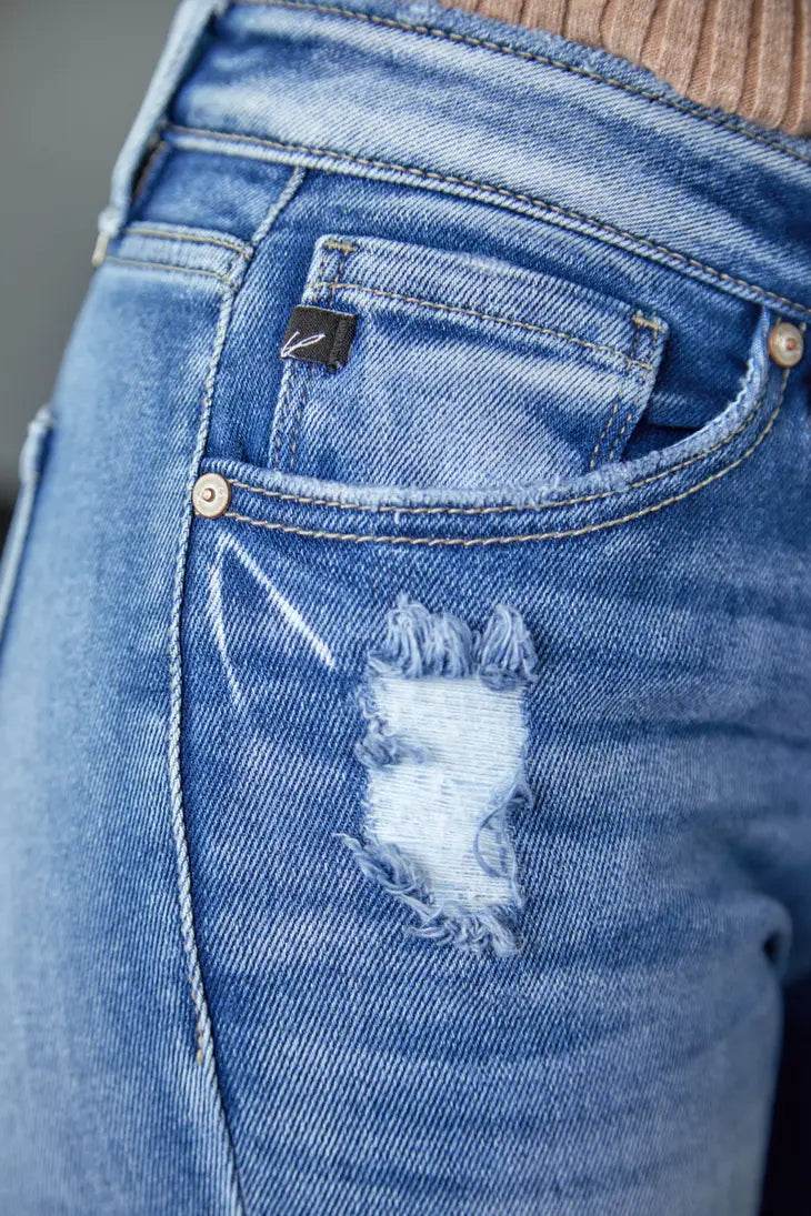 PLUS MID RISE SUPER SKINNY JEANS