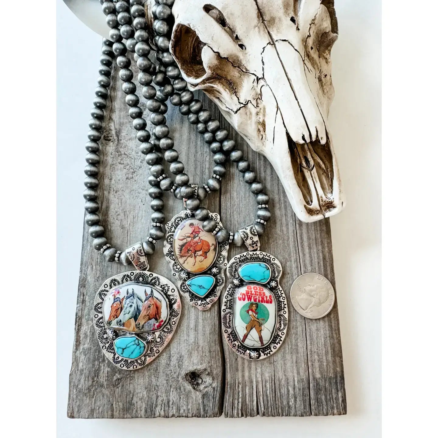 Navajo Style Pearl: COWBOY ON HORSE