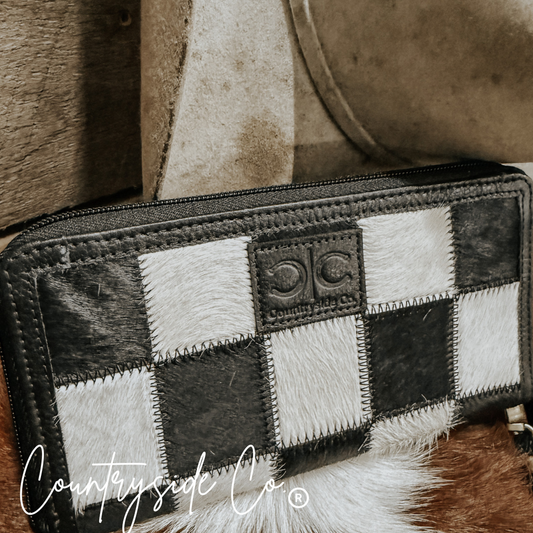 Stockyard Black Checkered Cowhide Womens Wallet Wristlet