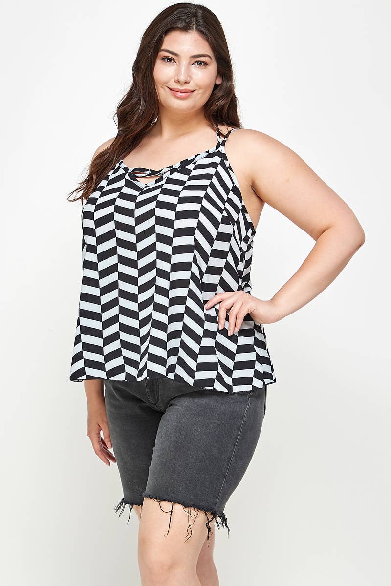 Plus Geometric Tank
