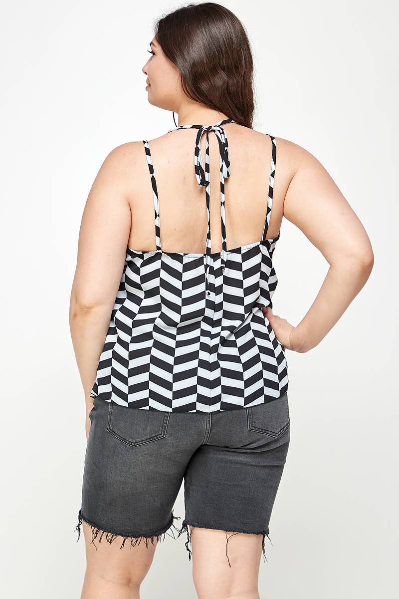 Plus Geometric Tank