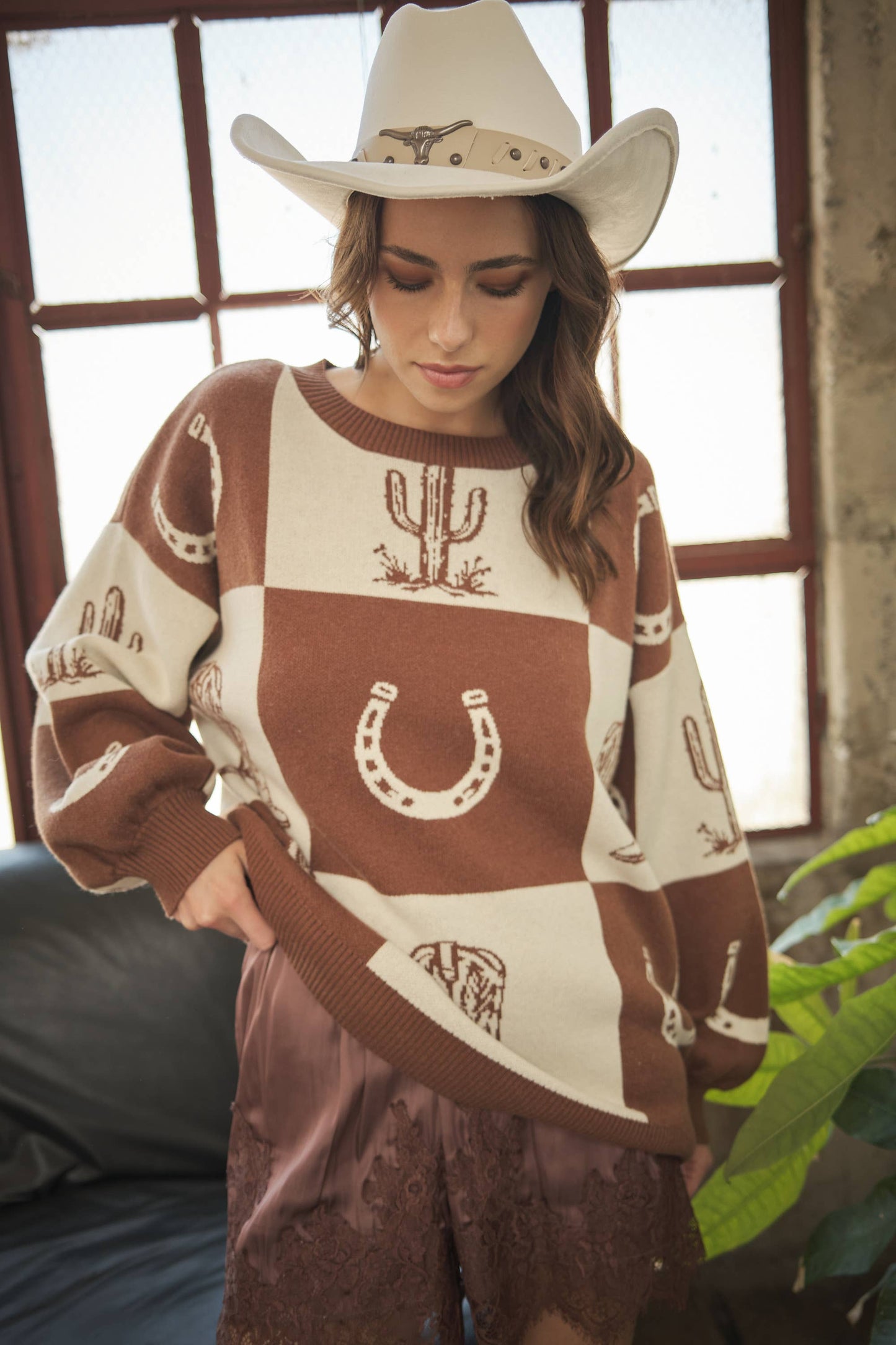 Blue B - 60083W Western Graphic Oversized Sweater: MOCHA / S-M-L (2-2-2)
