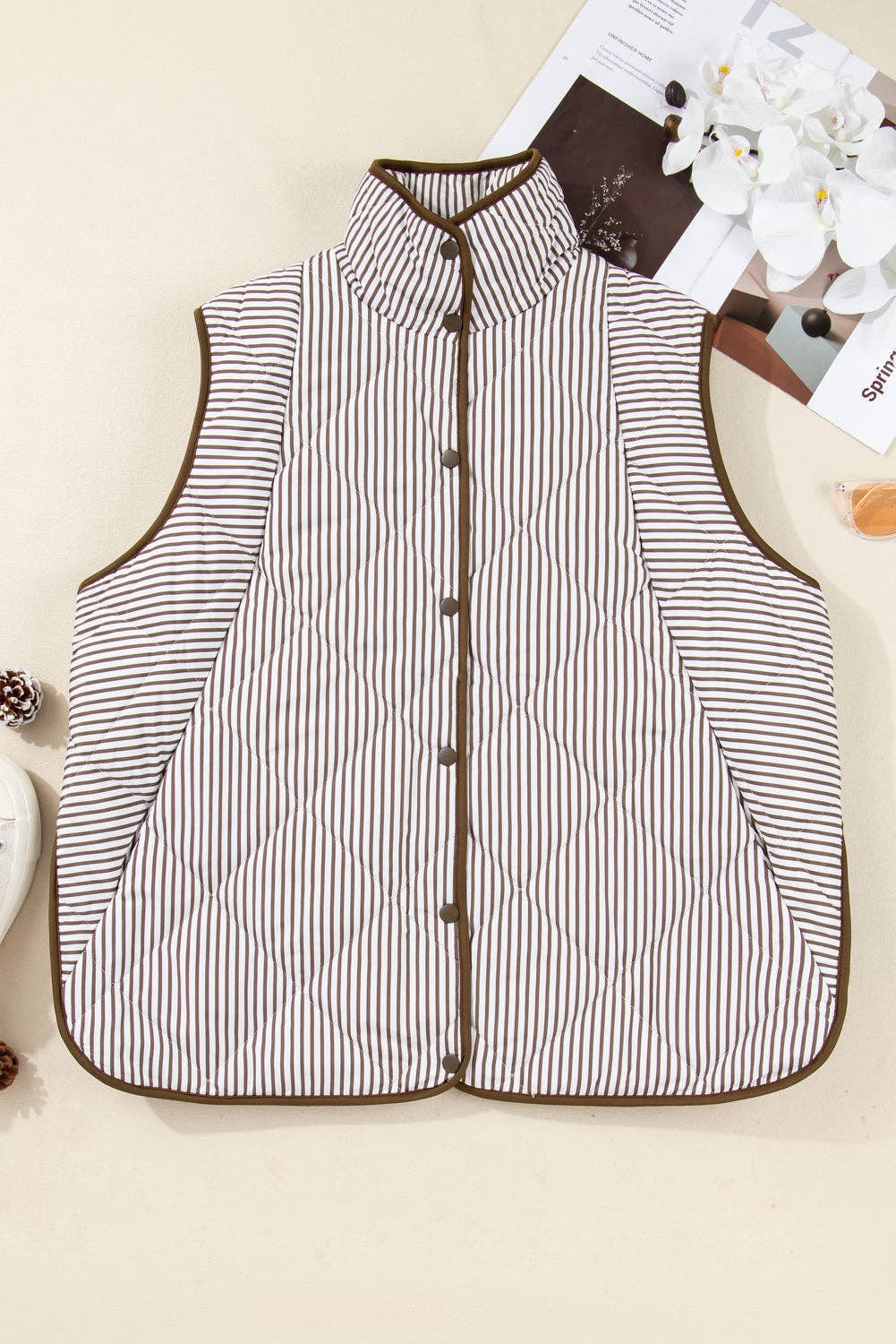PRETTY BASH - Plus Size Stripe Quilted Snap Button Vest: Brown Stripe / 2X