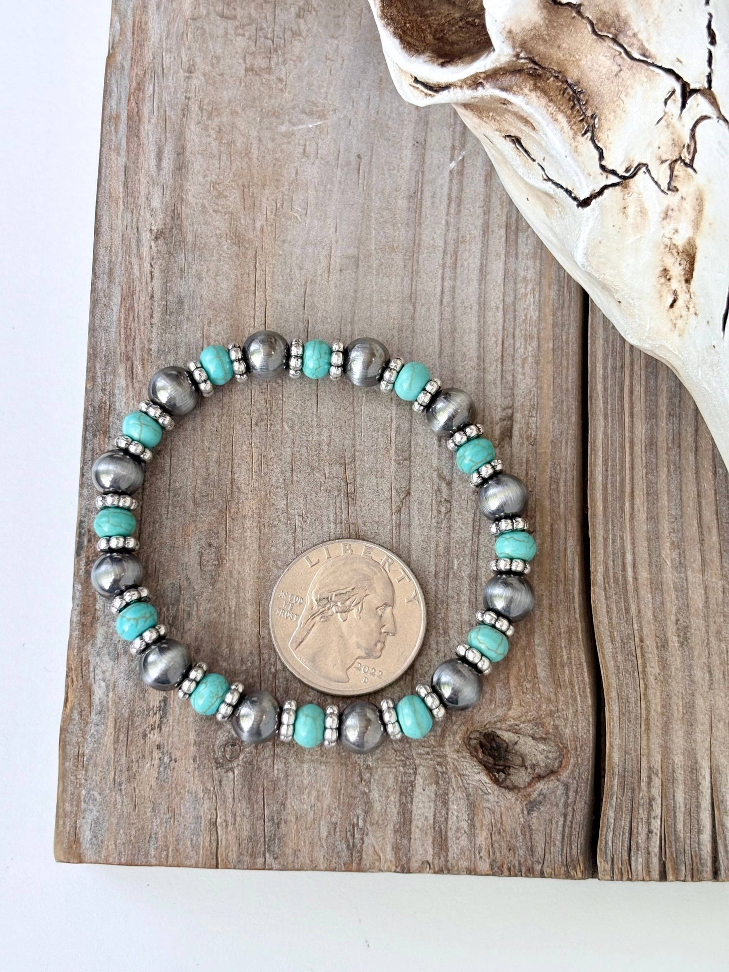Boho Ranch Shop - Western Style Navajo Pearl & Turquoise Stone Beaded Bracelet
