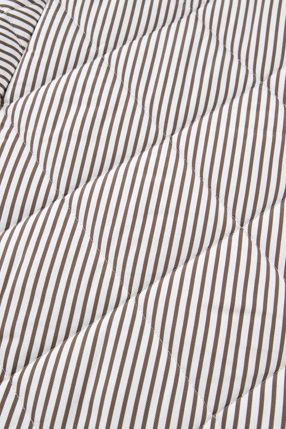PRETTY BASH - Plus Size Stripe Quilted Snap Button Vest: Brown Stripe / 3X