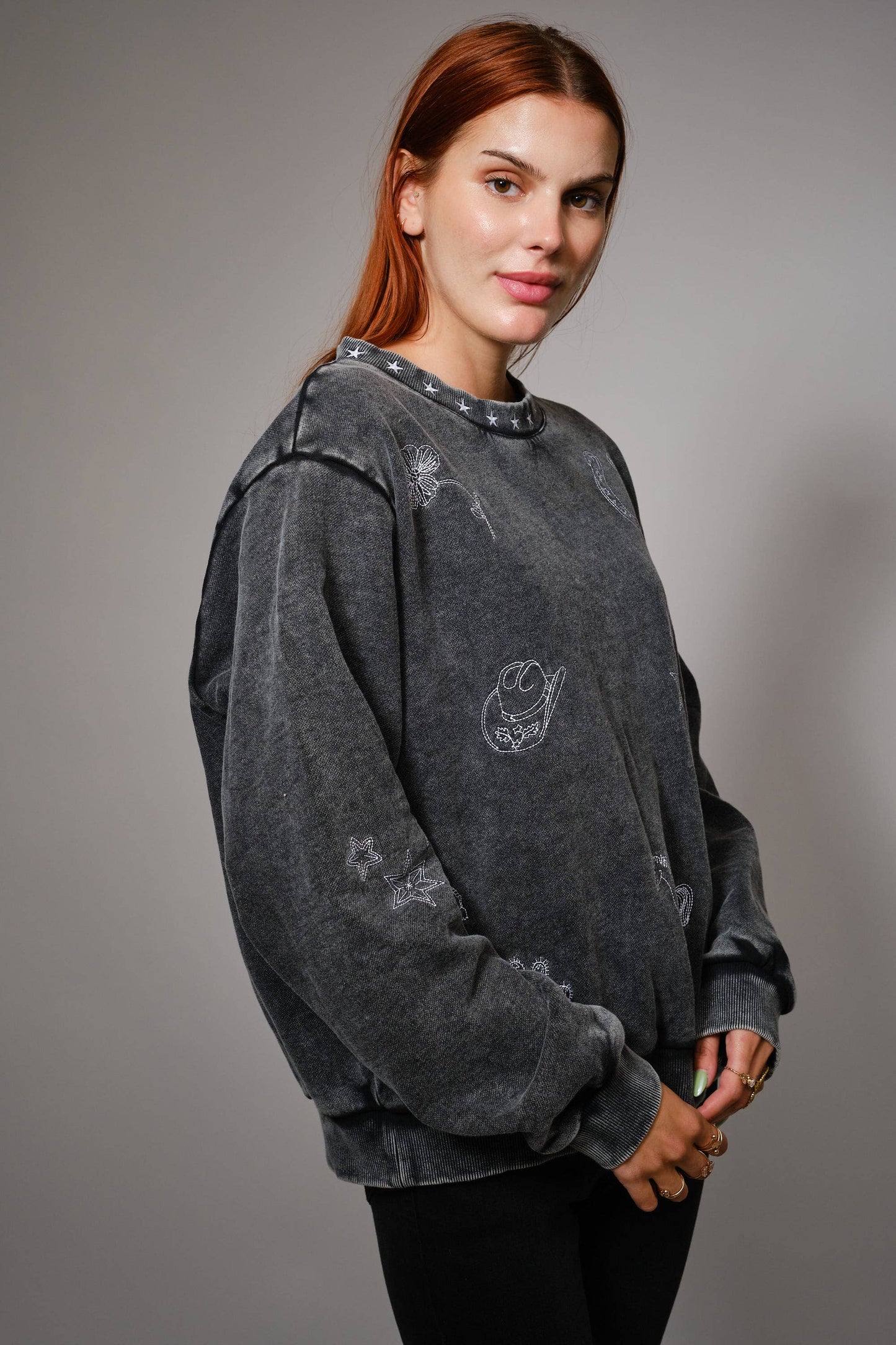 Western Embroidered Sweatshirt