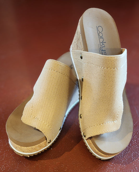 Corkys Flirty Sport - Camel