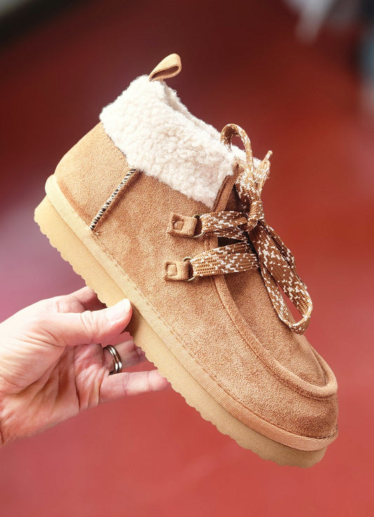 Cherilyn - Women's High Top Lined Bootie