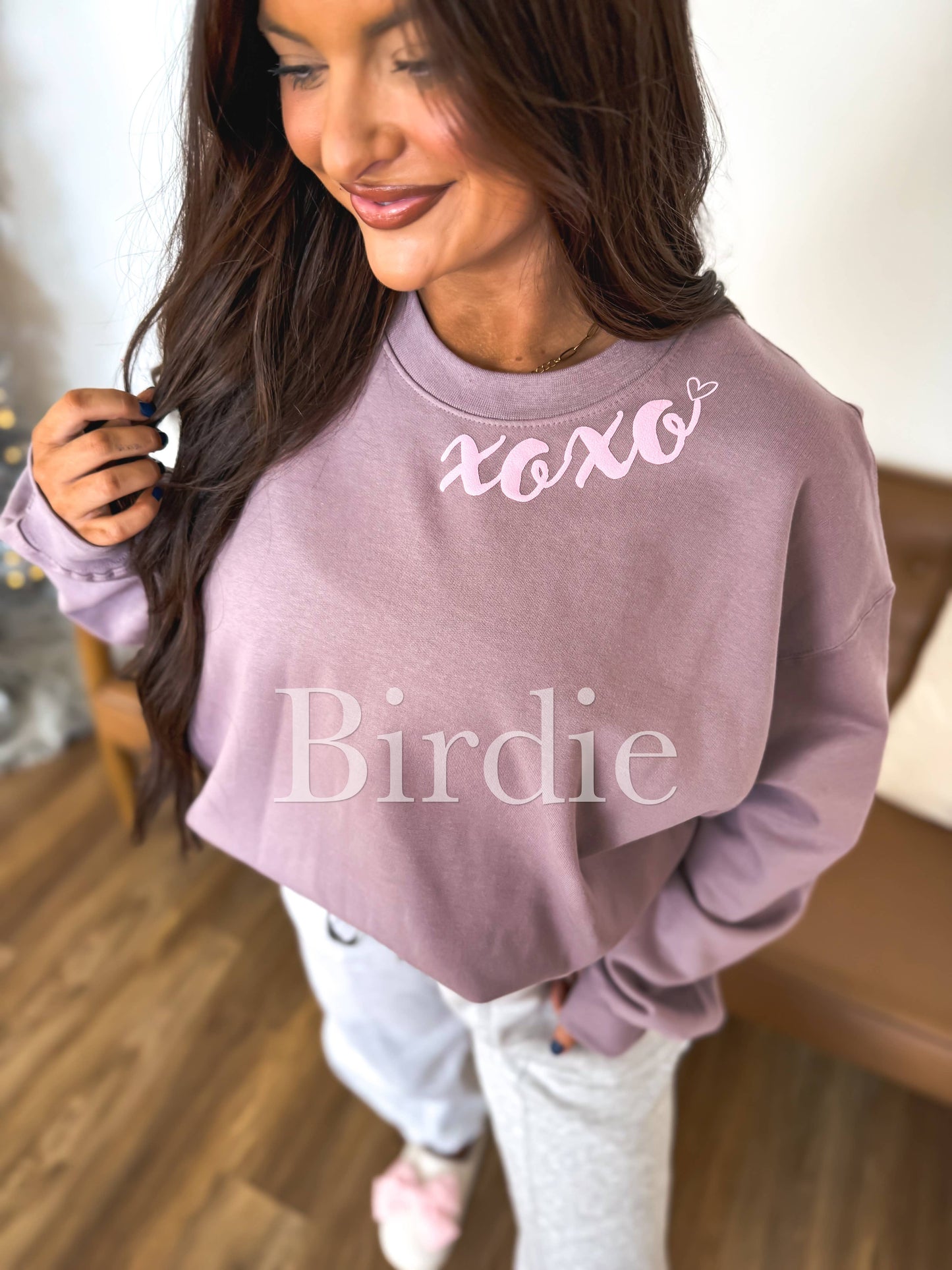 XOXO Puff Graphic Crewneck