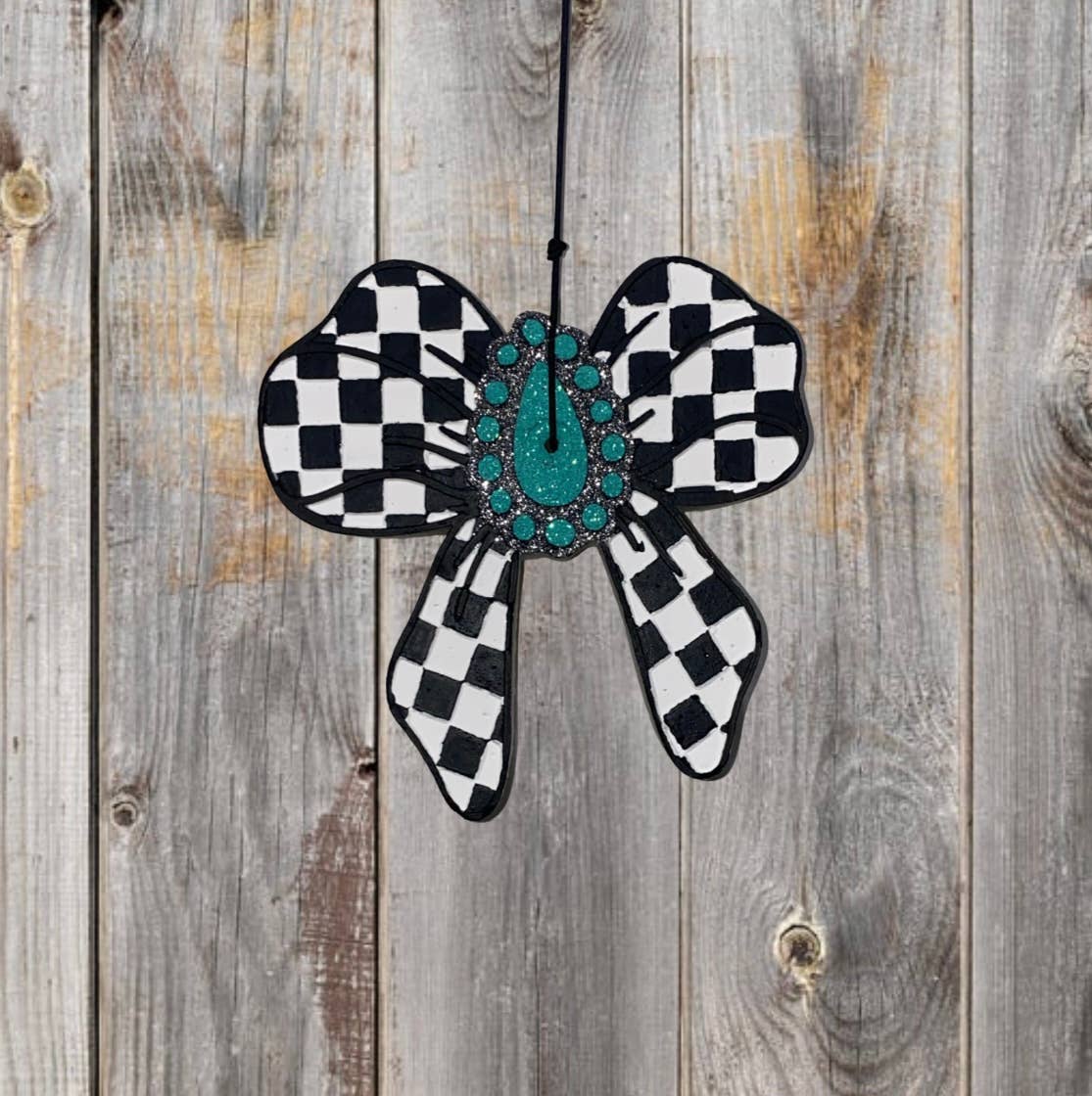 Checkered Bow Concho Freshie