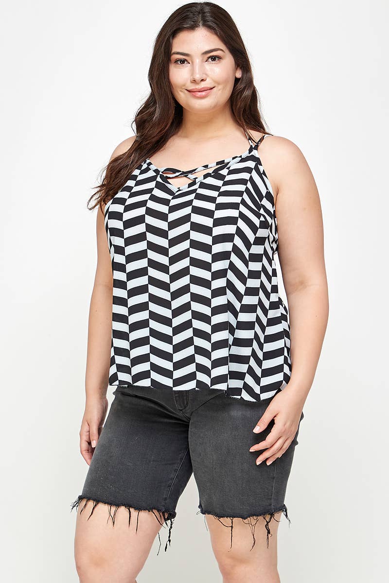 Plus Geometric Tank