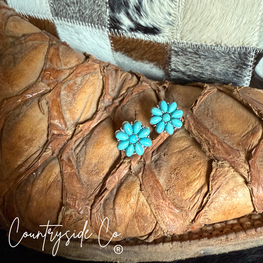 Dainty Flower Earring