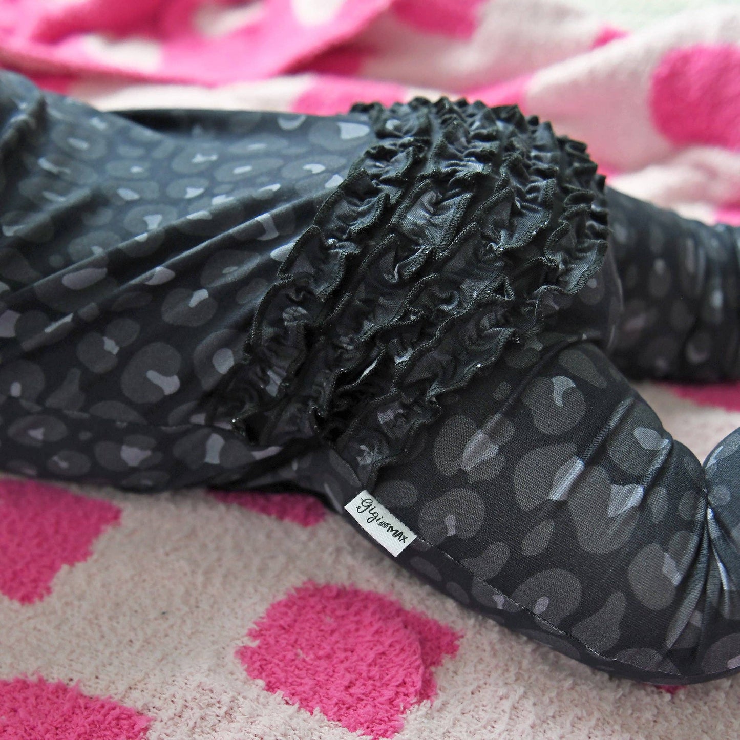 Gigi and Max - Ash Black Leopard RUFFLE ZIP Halloween Bamboo Sleepies Little: 0-3m
