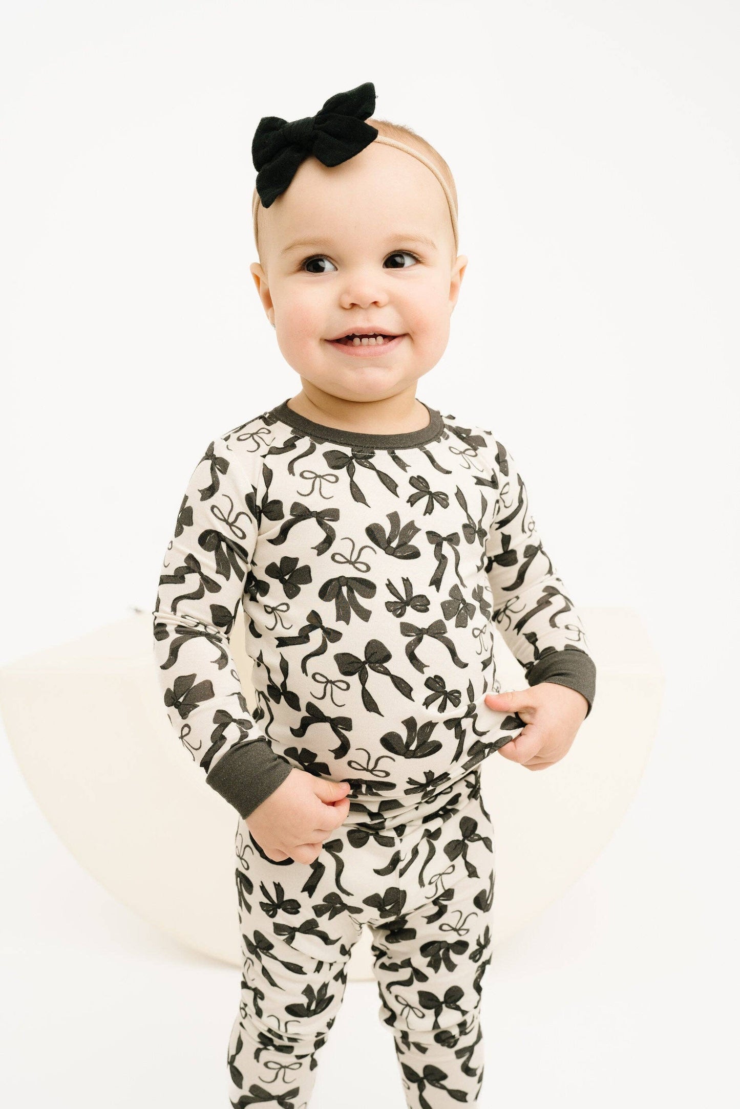Monochrome Bows Bamboo Set