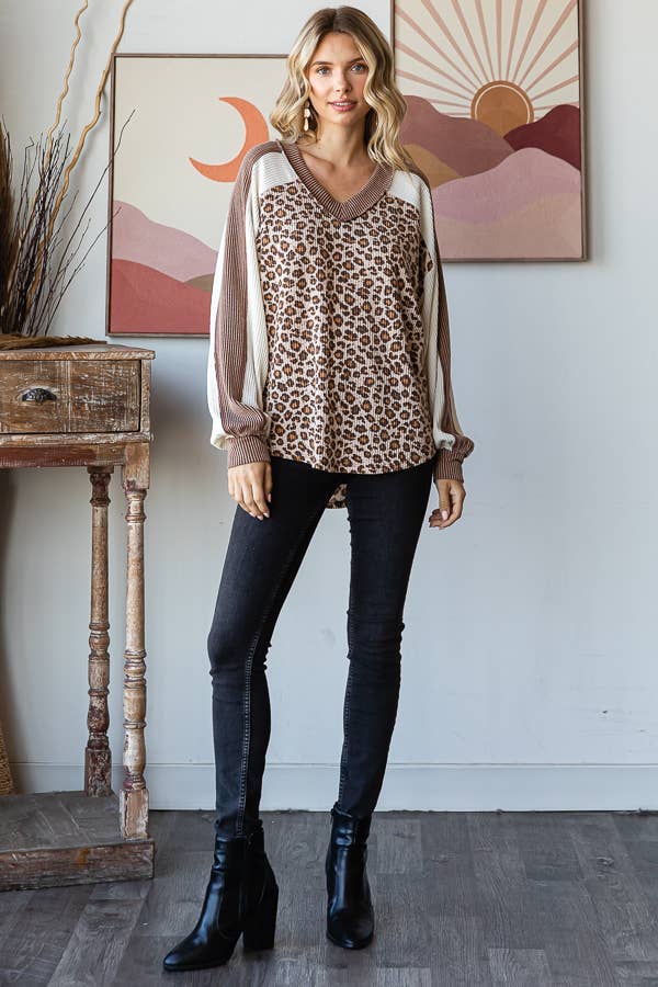 7th Ray - Animal Print V Neck Pullover Top T5777: Chestnut / L