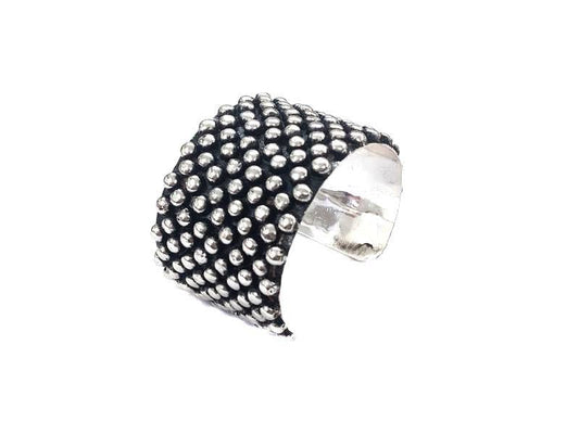 Snowing West - WESTERN TINY BUBBLE CUFF BRACELET