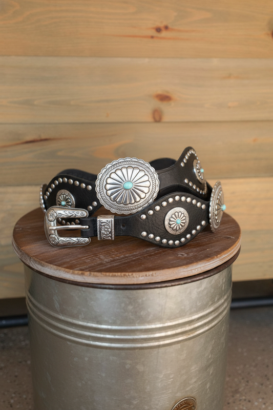 Silver Concho Western Buckle Leather Belt: Black