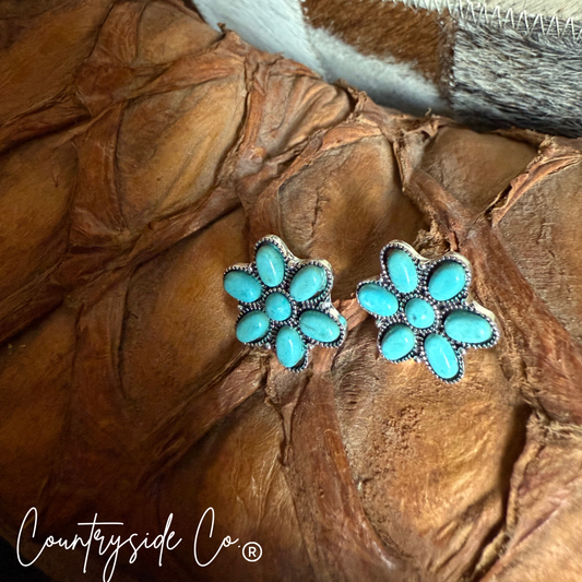 Countryside Co. - Detailed Trendy Flower Earring