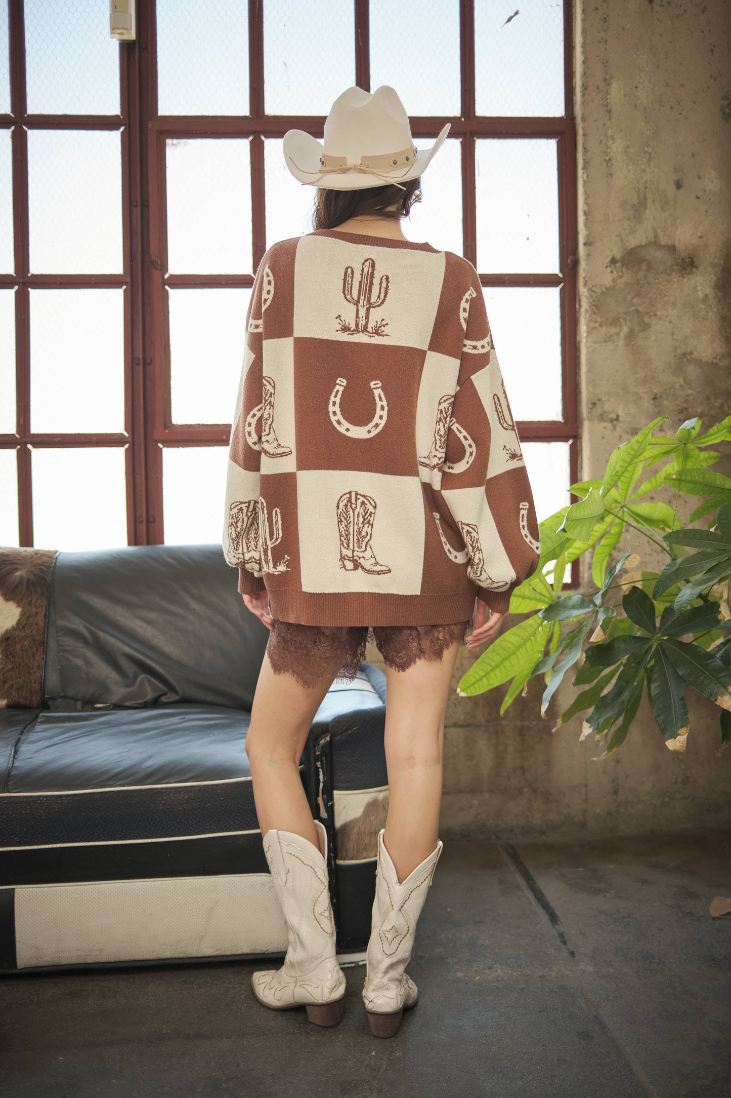 Blue B - 60083W Western Graphic Oversized Sweater: MOCHA / S-M-L (2-2-2)