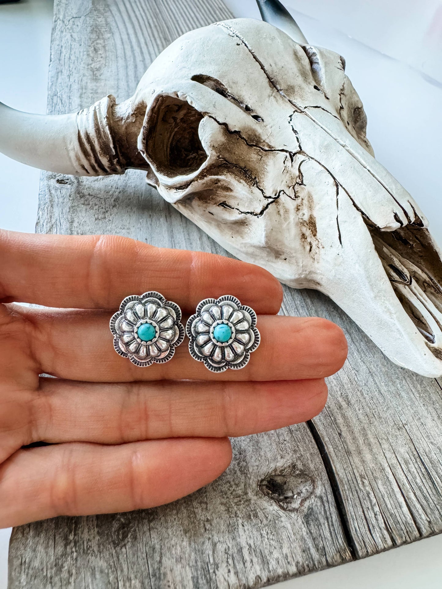 Boho Ranch Shop - Western Conch Concho Stud Earrings: TURQUOISE