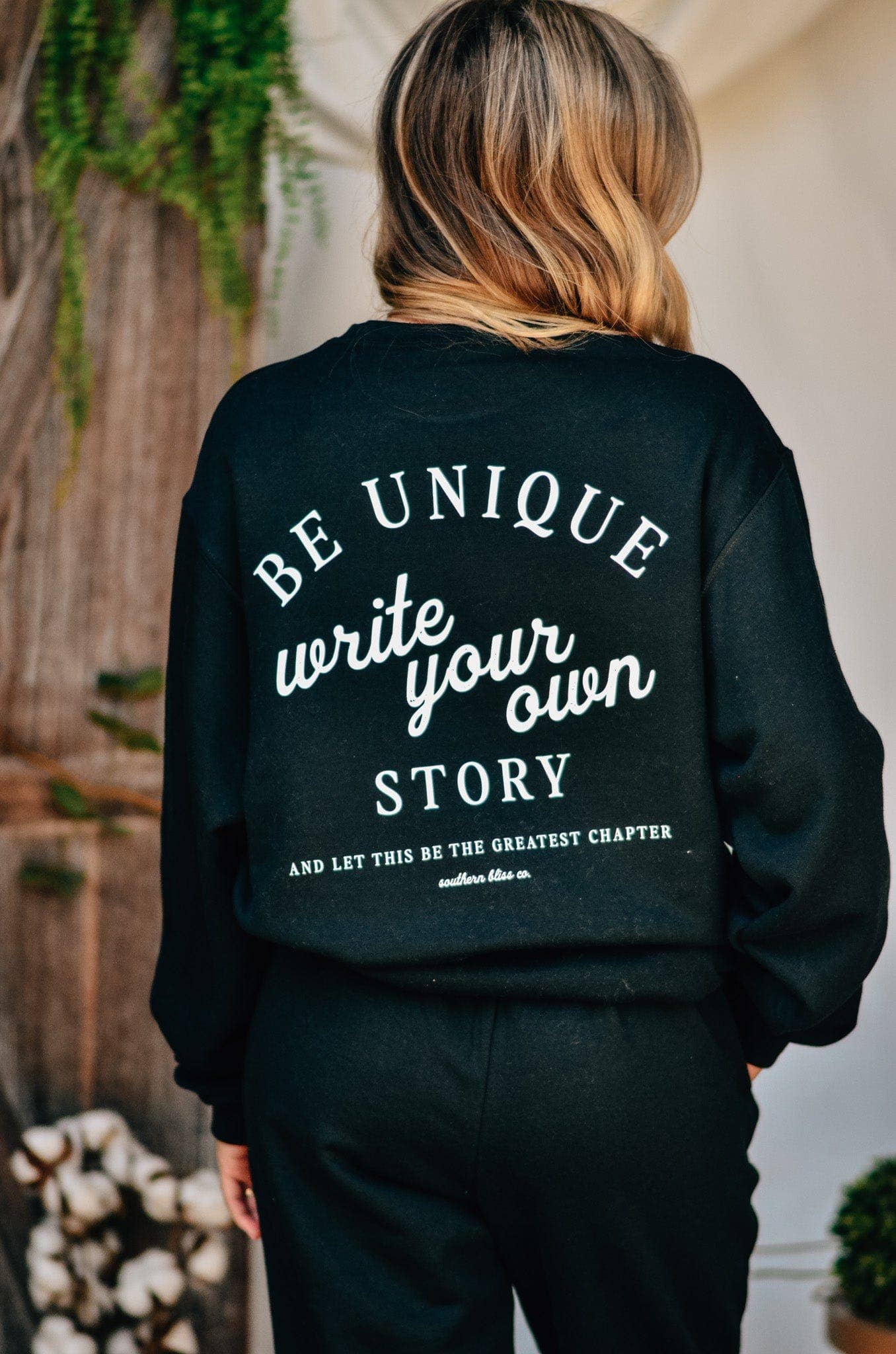 Be Unique Sweatshirt