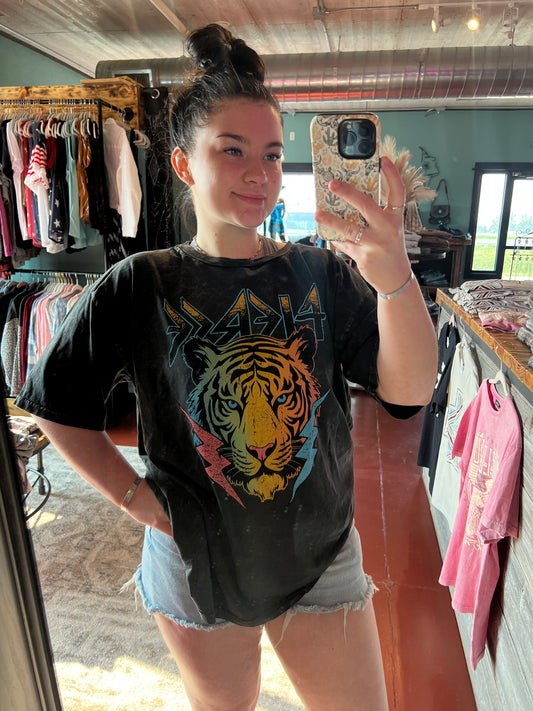 FIERCE TIGER FACE OVERSIZED GRAPHIC TEE