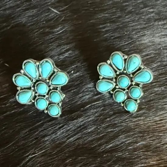 Turquoise Cluster Flower Stud Earring