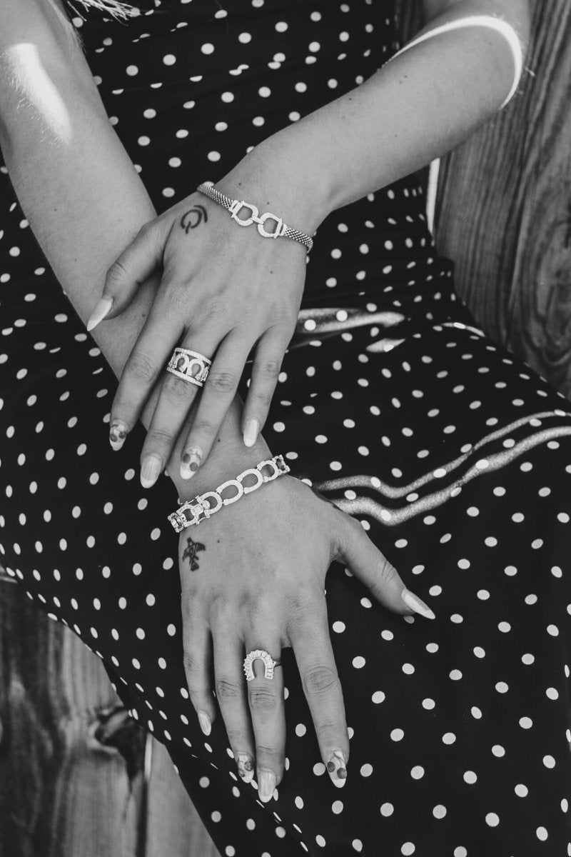 Cowgirl Luxe All-Around Horseshoe Ring