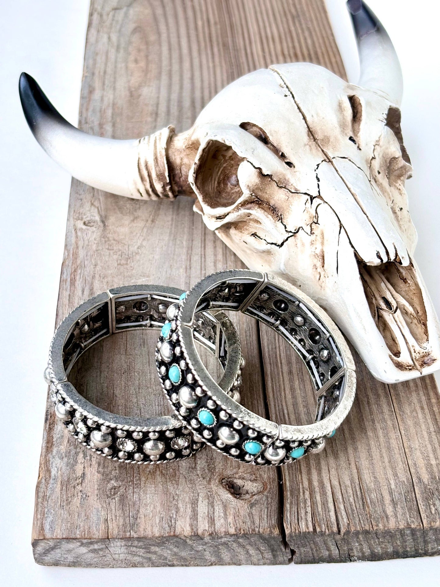 Turquoise Stone Studded Western Style Stretch Bracelet: Turquoise