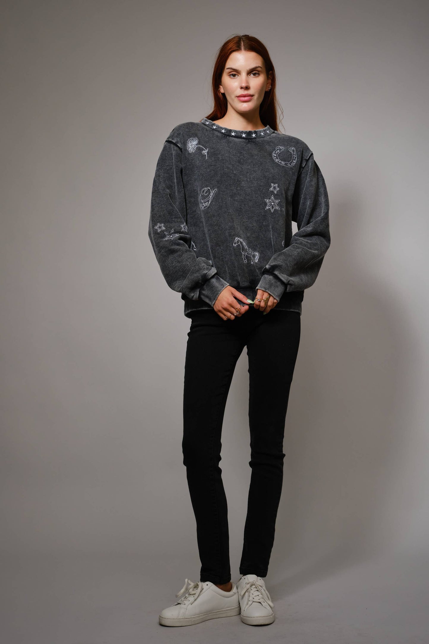 Western Embroidered Sweatshirt
