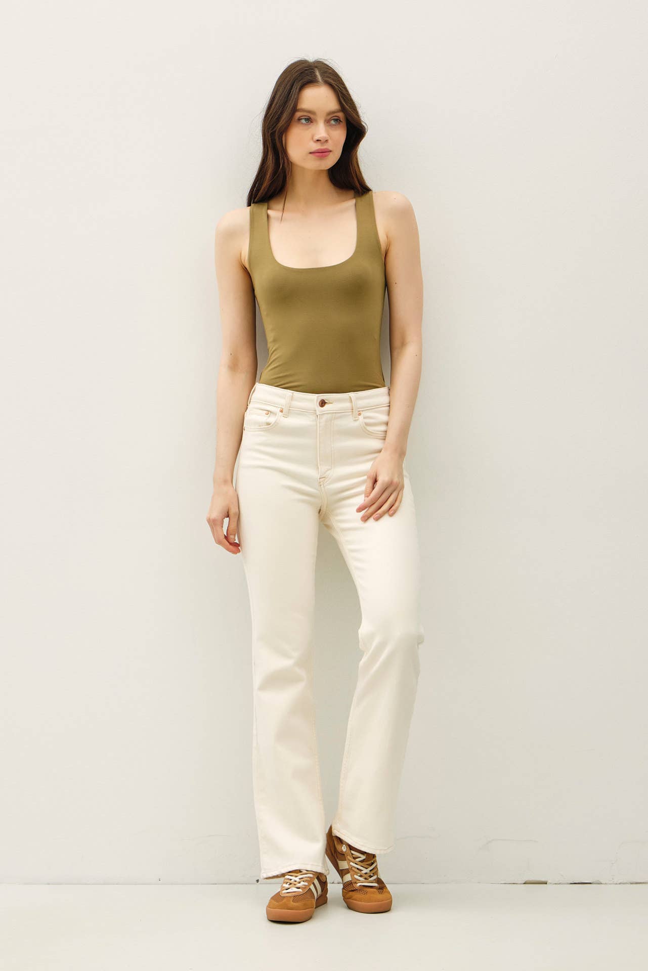 Be Cool - Restock[SOFT CORE] DOUBLE LINED BASIC SQUARE NECK TANK : OFF WHITE / M