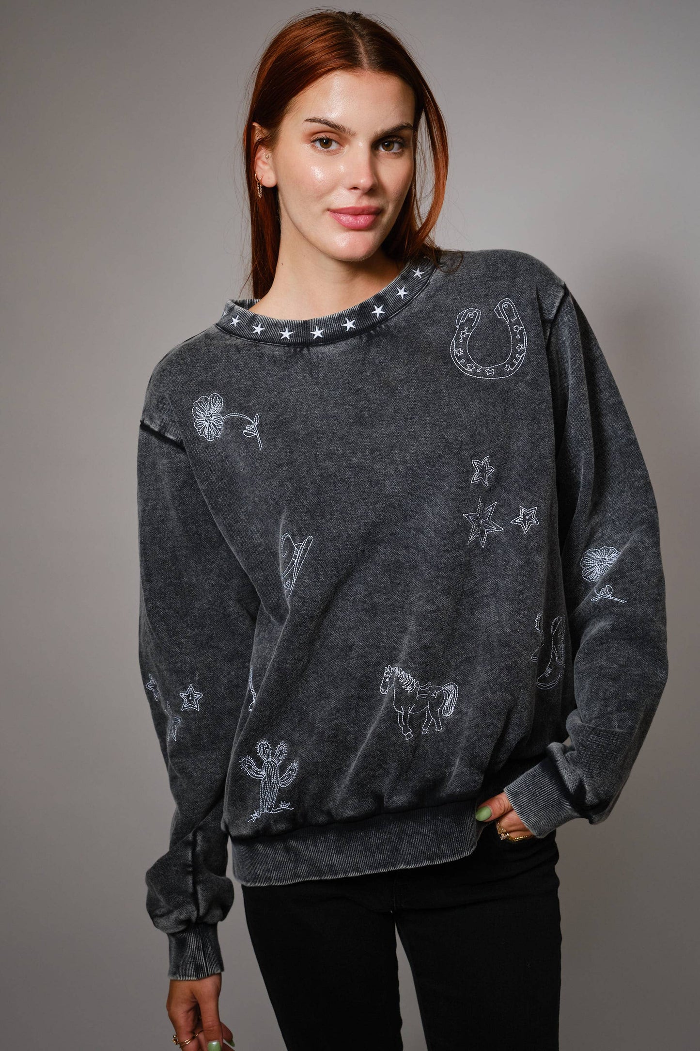 Western Embroidered Sweatshirt