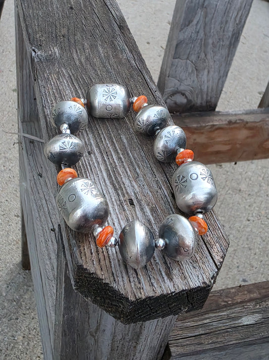 Native American Orange Spiny Oyster Navajo Pearl Stretch Bracelet