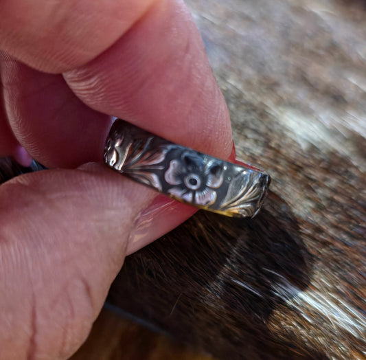 Floral Stamped SS Ring - T5152