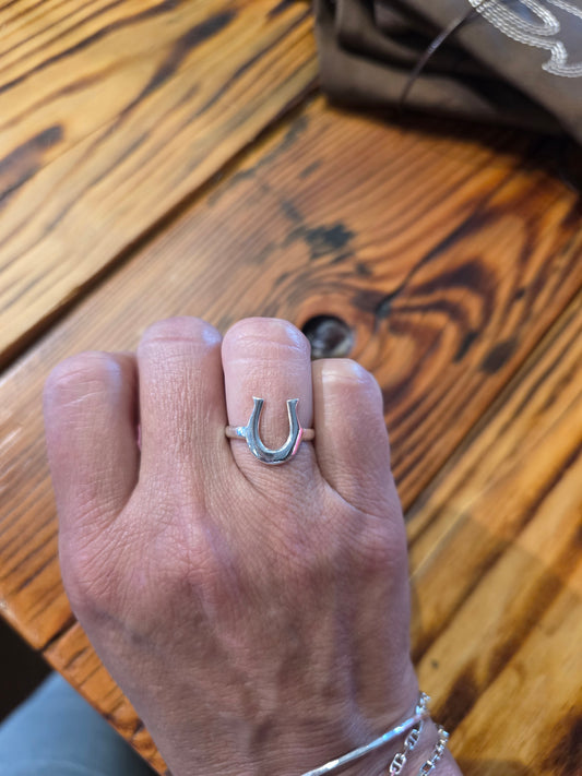 Horseshoe Ring SS - T5339